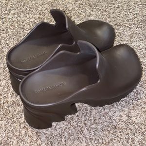 Bottega Flash rubber mules size 38
